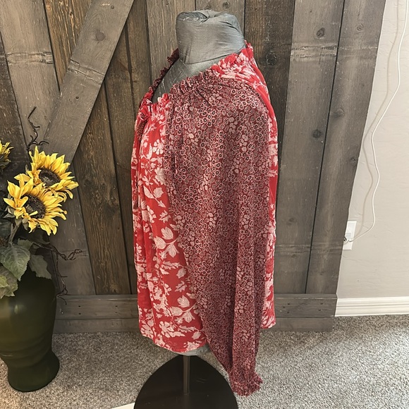 Free People Red Hendrix In A Haze Floral Boho Oversized
Sheer Blouse Top - Picture 10 of 13